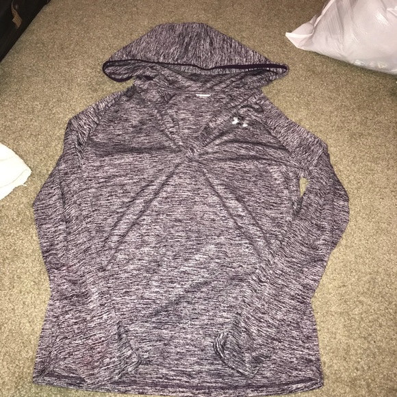 Under Armour Tops - Under Armour hooded long sleeve workout shirt